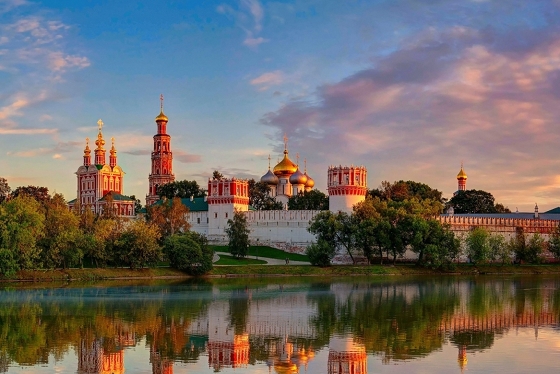 صومعه و آرامستان ناوادویچی مسکو - Novodevichye convent
