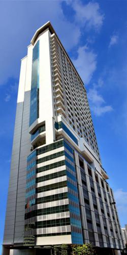 هتل چهار ستاره رامادا کوالالامپور - Ramada Suites by Wyndham Kuala Lumpur City Centre