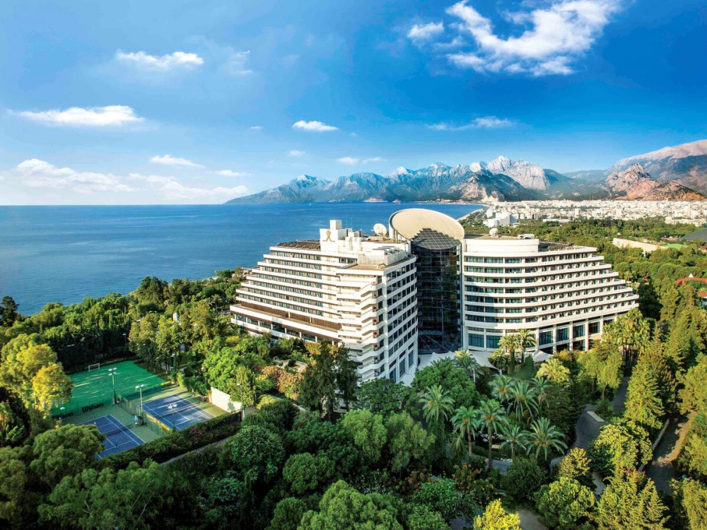 هتل رکسوس داون تاون آنتالیا | Rixos Downtown Antalya | بیسان گشت