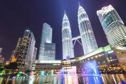 برج های دوقلوی پتروناس کوالالامپور - Petronas Twin Towers