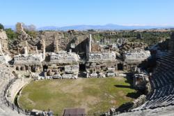  آمفی تئاتر تاریخی باستان آنتالیا - Ancient Theater
