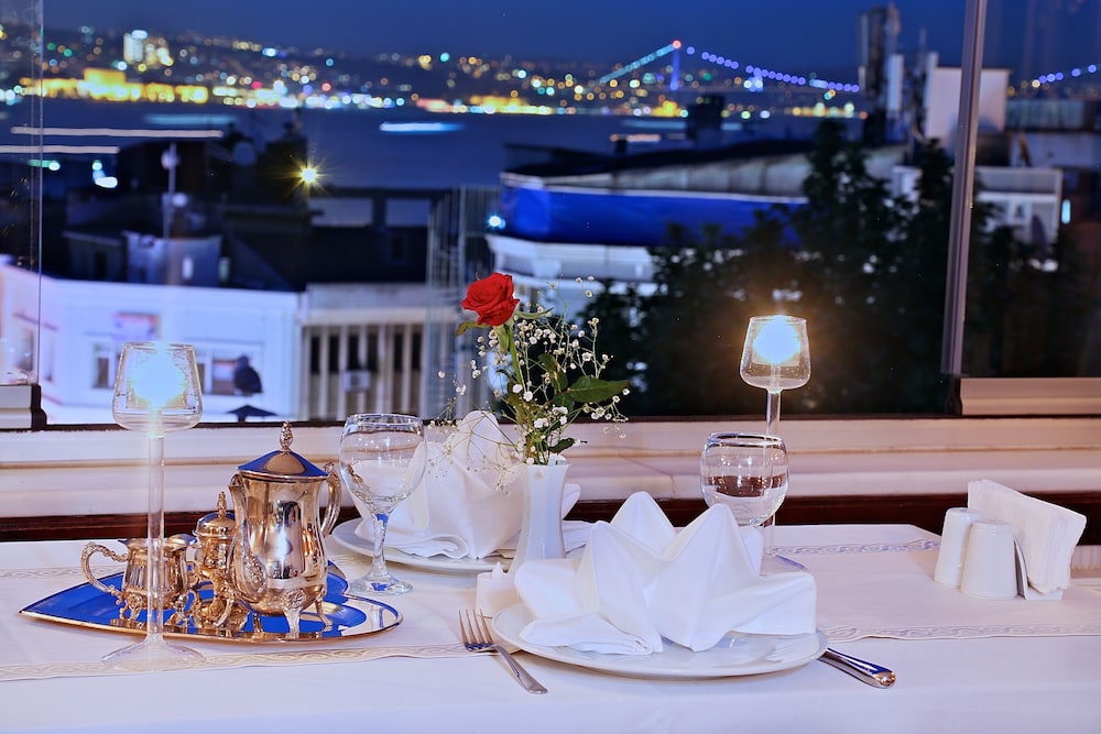 فضای رستورانی و صبحانه هتل ایپک پالاس استانبول 104106