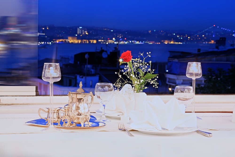 فضای رستورانی و صبحانه هتل ایپک پالاس استانبول 104111