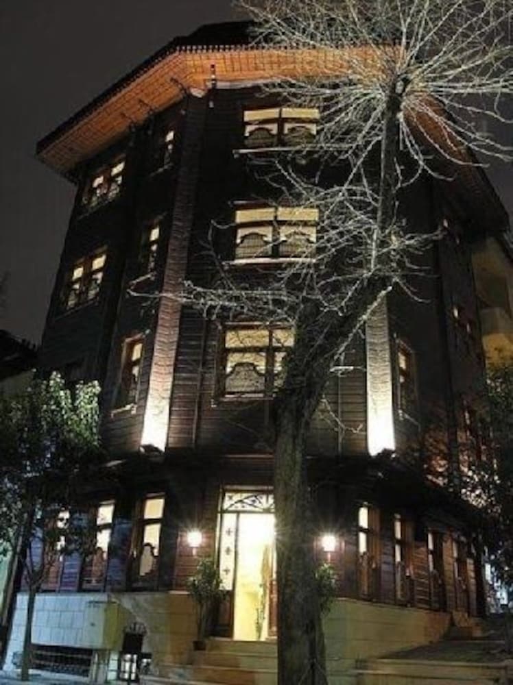 نمای بیرونی هتل امین سلطان استانبول 105161