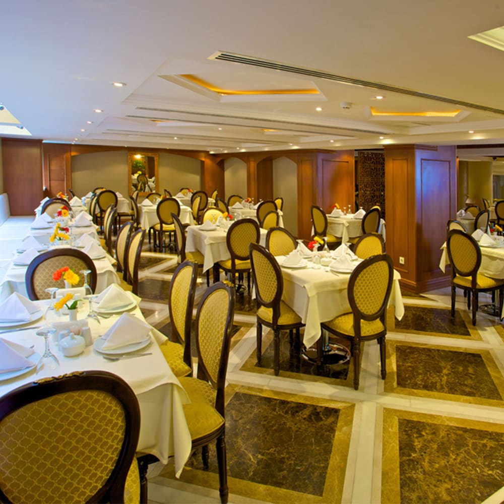 فضای رستورانی و صبحانه هتل تیلیا استانبول 105472