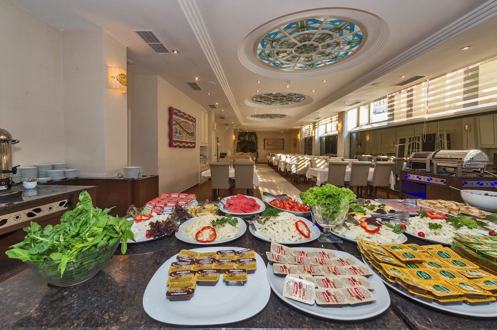 فضای رستورانی و صبحانه هتل گرین آنکا استانبول 109118