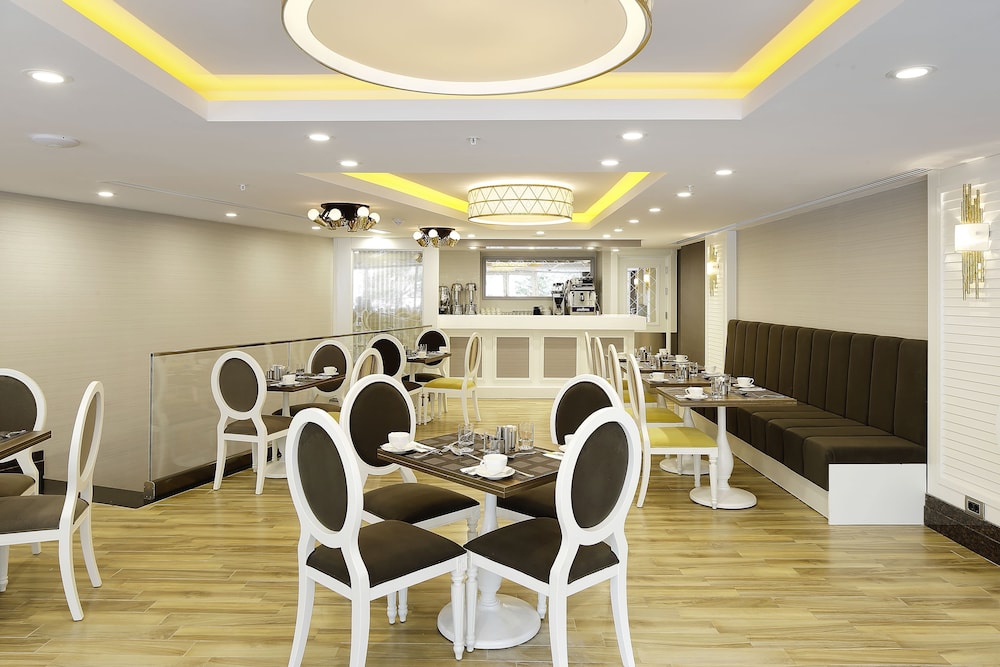 فضای رستورانی و صبحانه هتل میا بیر استانبول 111767