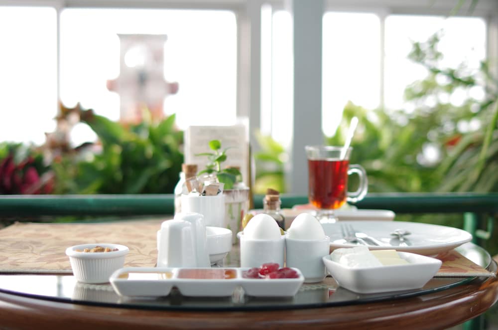فضای رستورانی و صبحانه هتل نیلز استانبول 111862