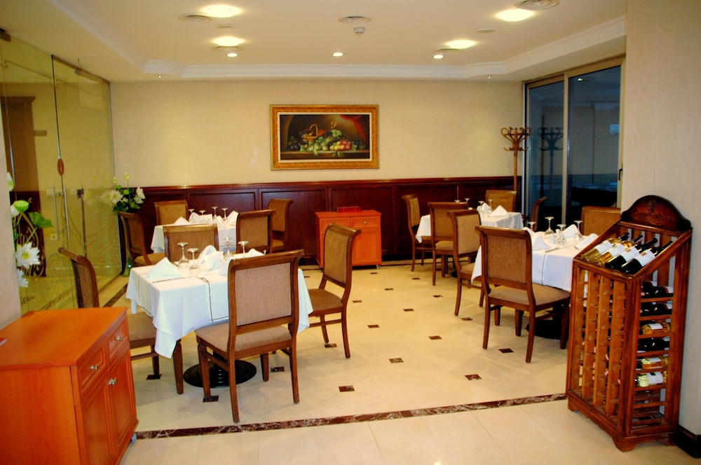 فضای رستورانی و صبحانه هتل توپکاپی اینتر ناشنال استانبول 112764