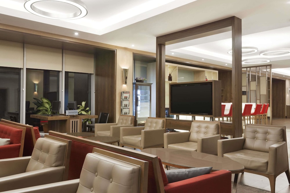 لابی هتل رامادا انکور بایرام پاشا استانبول 113117