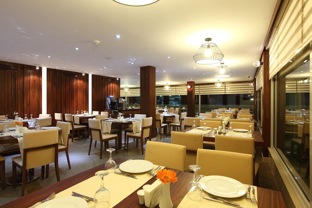 فضای رستورانی و صبحانه هتل ویکتوری استانبول 114485