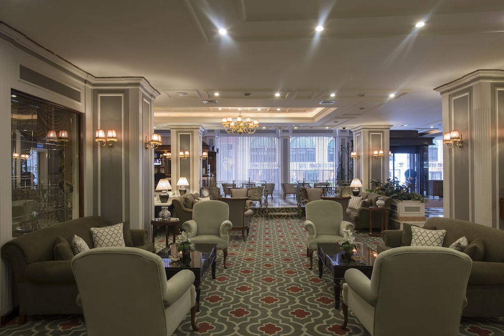 لابی هتل یجیتلاپ استانبول 114980