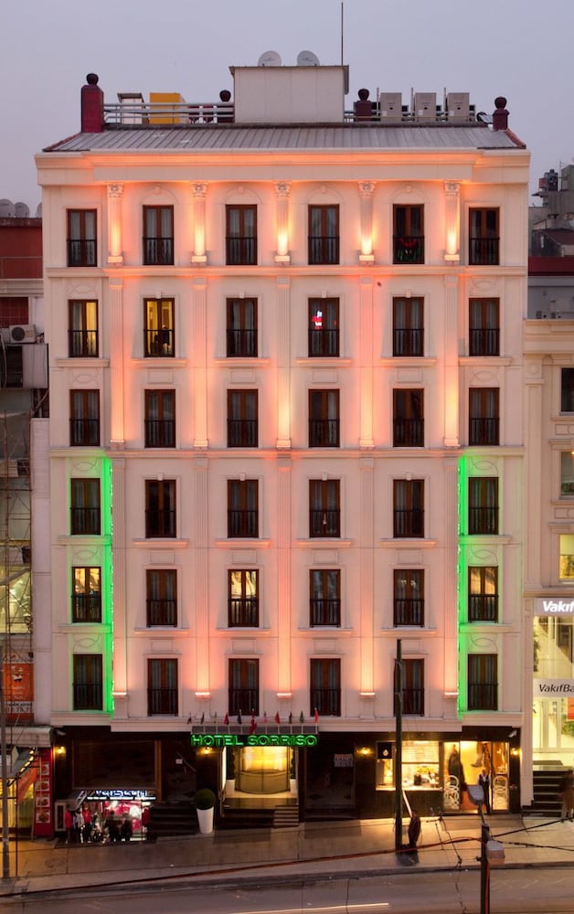 نمای بیرونی هتل سوریسو استانبول 116978