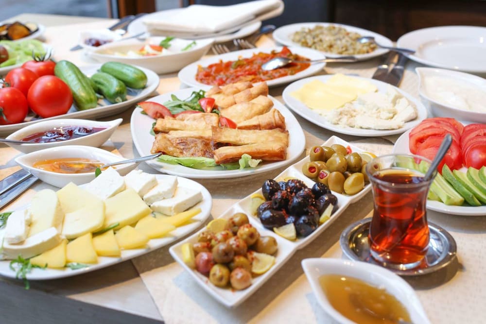 فضای رستورانی و صبحانه هتل استوریز آپارت کومبارچی استانبول 117717
