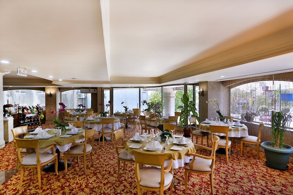 فضای رستورانی و صبحانه هتل بولوار پالاس استانبول 121145