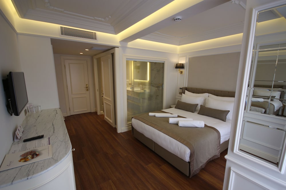 فضای اتاق های هتل مینا استانبول 121312