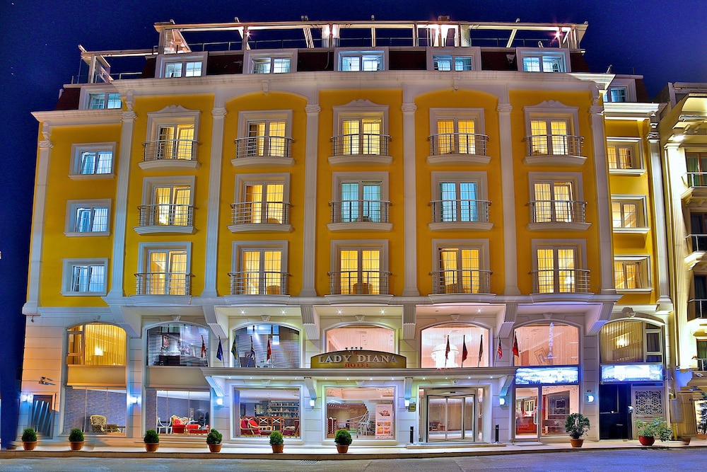 نمای بیرونی هتل لیدی دیانا استانبول 122012