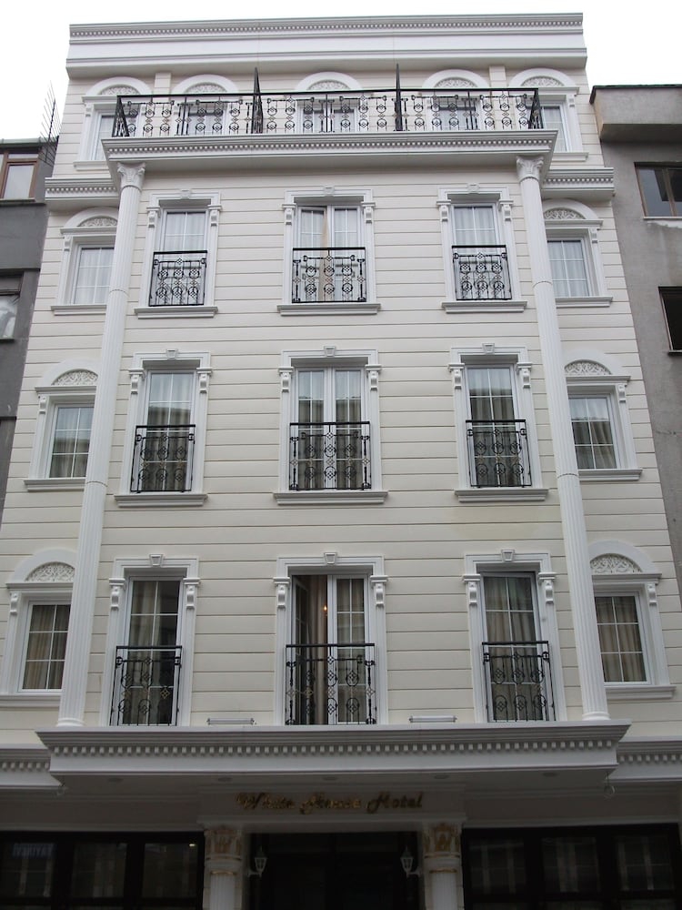 نمای بیرونی هتل وایت هاوس استانبول 122906