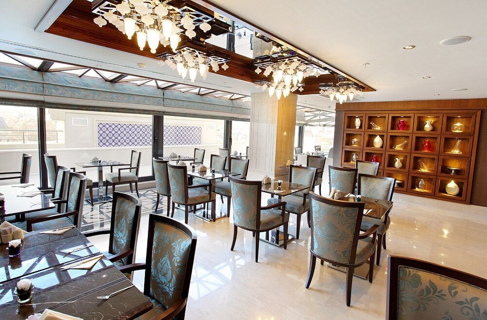 فضای رستورانی و صبحانه هتل گرند دورماز استانبول 125512
