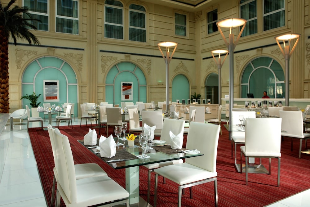 فضای رستورانی و صبحانه هتل ویلا روتانا دبی 133001