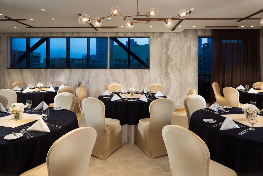 فضای رستورانی و صبحانه هتل میلینیوم پالاس البرشا دبی 137246