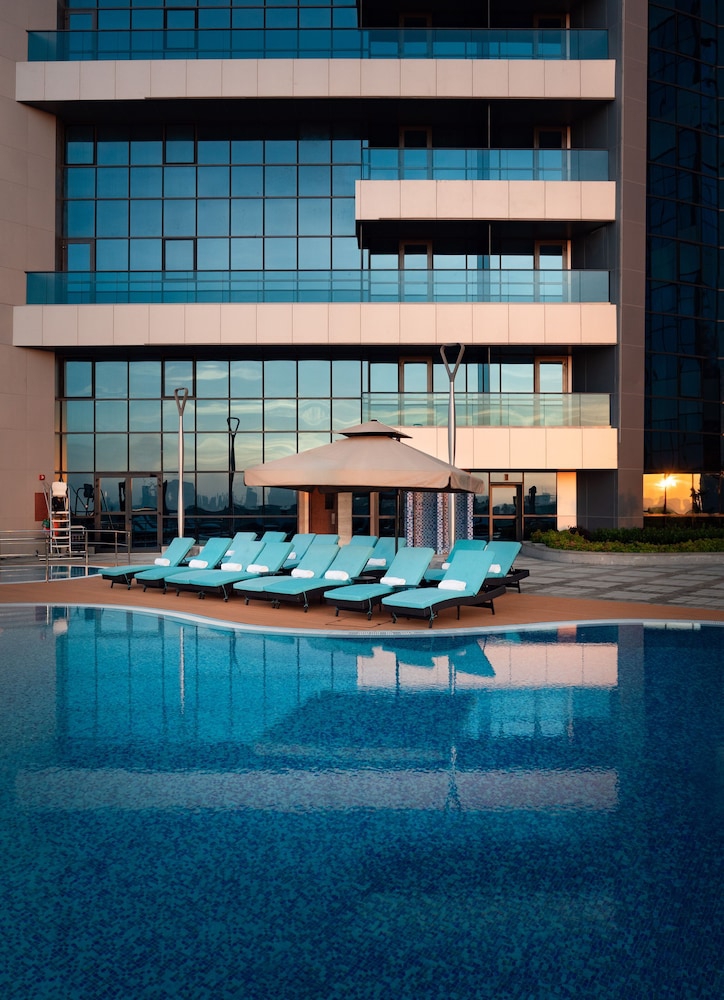 نمای بیرونی هتل میلینیوم پالاس البرشا دبی 137273