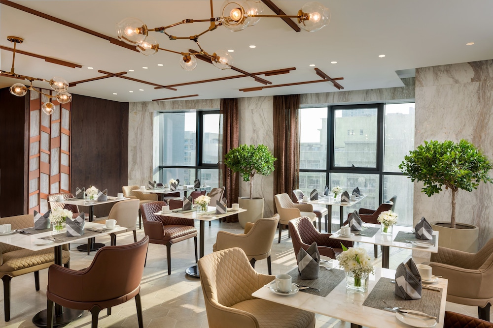 فضای رستورانی و صبحانه هتل میلینیوم پالاس البرشا دبی 137239
