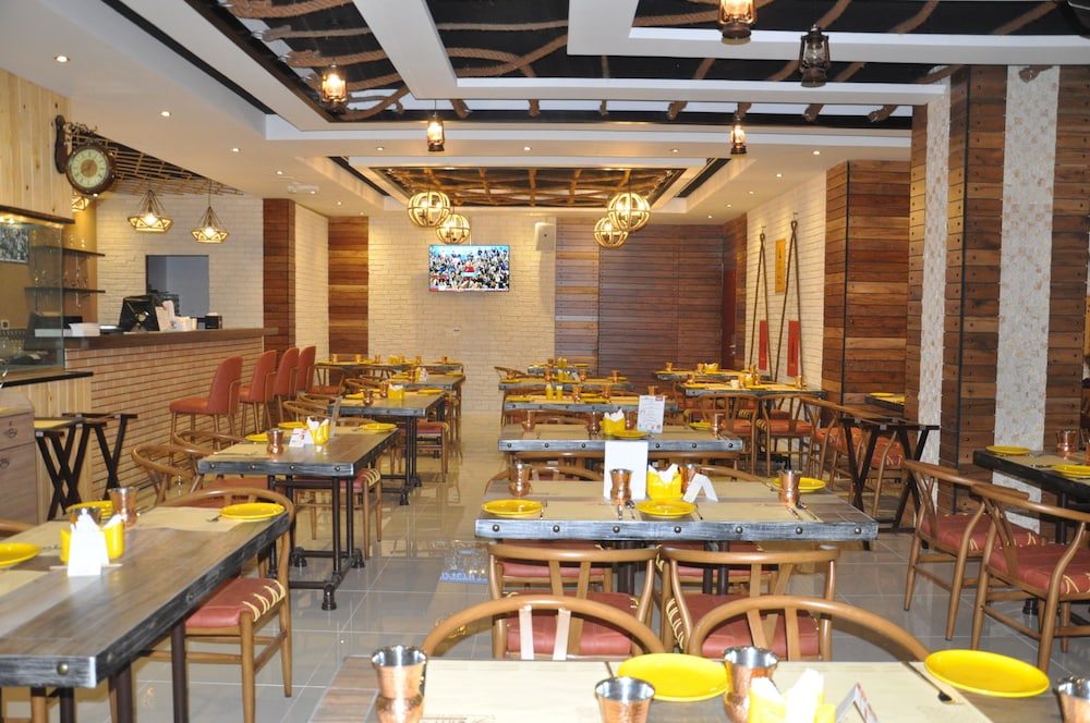 فضای رستورانی و صبحانه هتل فورچون پارک دبی 139671