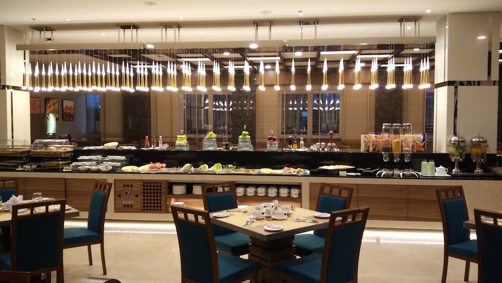 فضای رستورانی و صبحانه هتل فورچون پارک دبی 139680