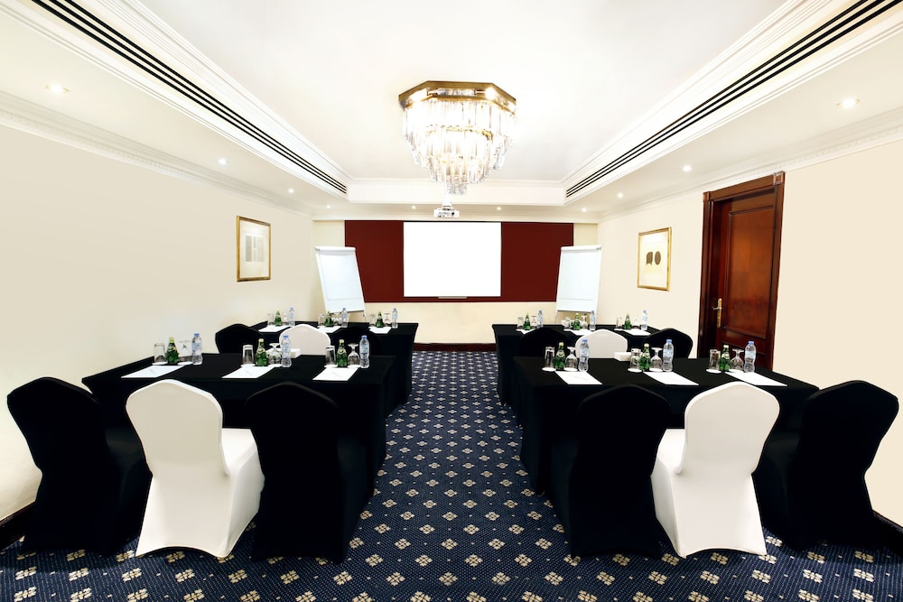 اتاق جلسات هتل اکسلسیور داون تاون دبی 139941