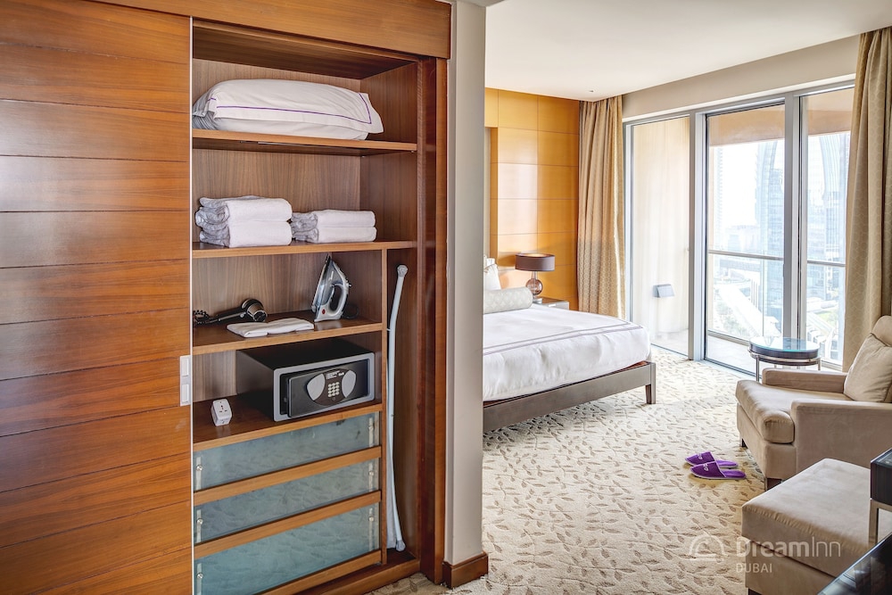 فضای اتاق های هتل آپارتمان چهار ستاره دریم این دبی مال دبی 140216