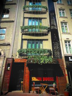 هتل دو ستاره شادی هاوس استانبول - Shadi House istanbul